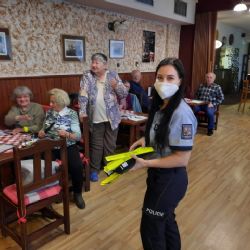Region: Policejní preventisté pomáhají a chrání seniory