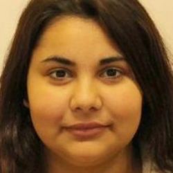 Region: Policie pátrá po 16leté dívce. Na útěku je i s novorozencem