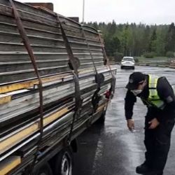 Region: Policisté zkontrolovali celkem 22 nákladních souprav