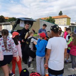 Region: Sportovní den s Ajaxem a strážníkem Pavlem