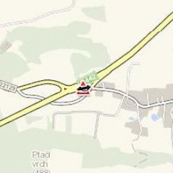 Sadov: Došlo ke srážce osobního automobilu s náklaďákem