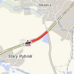 Skalná: Střet tří vozidel