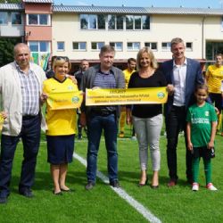 Sokolov: Fotbalový Baník má nový trávník za 11 milionů