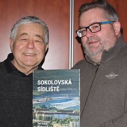 Sokolov: Jan a Michael Rundovi napsali o sídlištích ve městě 