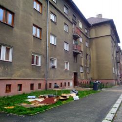 Sokolov: Město zanalyzuje omezení doplatků na bydlení