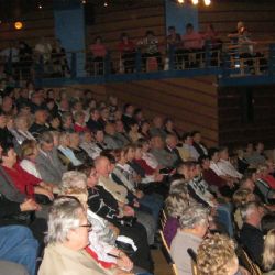 Sokolov: Městská policie zve důchodce do divadla