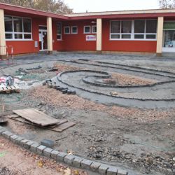 Sokolov: Prostranství u střediska dostává novou podobu