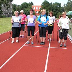 Sokolov: Senioři soutěžili v netradičních sportovních disciplínách