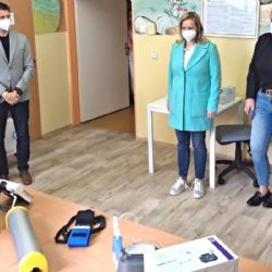 Sokolov: Tenistka Vondroušová pomohla nemocným dětem