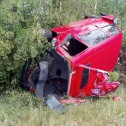 Sokolovsko: Při nehodě se zranily tři osoby