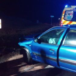 Sokolovsko: Řidič posilněný alkoholem přehlédl ostrůvek