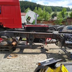 Sokolovsko: Rozebíral a prodával tahače návěsů. Vozidla ale nebyla jeho