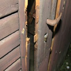 Sokolovsko: Vloupali se do chaty. Měsíc v ní pobývali