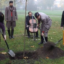 Sokolská lípa v parku bude připomínat Libuši Noskovou