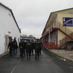 Svatý Kříž, Cheb: Policisté provedli kontrolu tržnic 