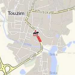 Toužim: V Plzeňské ulici havarovalo vozidlo