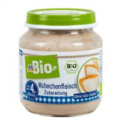 Varování před masovými příkrmy pro děti. Mohou obsahovat části plastu  