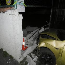 Velký Rybník: Vozidlem rozbořil zděný plot