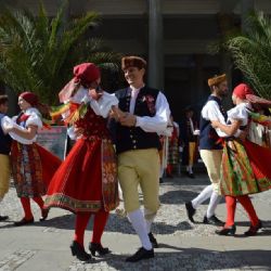 Začátek září roztančí náš region Karlovarský folklorní festival 