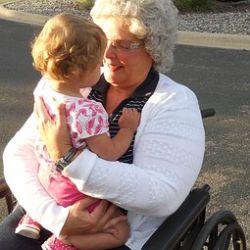 Začíná krajské kolo ankety Babička roku Karlovarského kraje 2019