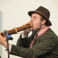 Žlutičtí studenti opět bodovali na soutěži ve vábení jelenů