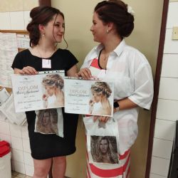 Kadeřnici soutěžili v maturitním účesu 