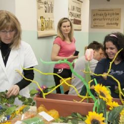 Klienti ze sokolovského Sokolíka na workshopu u našich aranžérů
