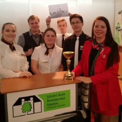 Žáci obhájili 1. místo na mezinárodním veletrhu fiktivních firem