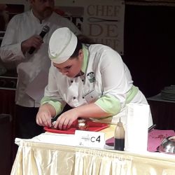 Žákyně oboru cukrář sbírala zkušenosti na soutěži Lázeňský pohárek