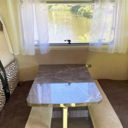 Chcete si půjčit obytný vůz a vyrazit na cesty? Půjčte si obytňák v Karlových Varech