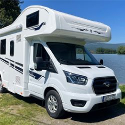 Dnes tady a zítra tam. Půjčte si obytný vůz a navštivte každý den jiné místo. V Karlových Varech si jeden můžete půjčit